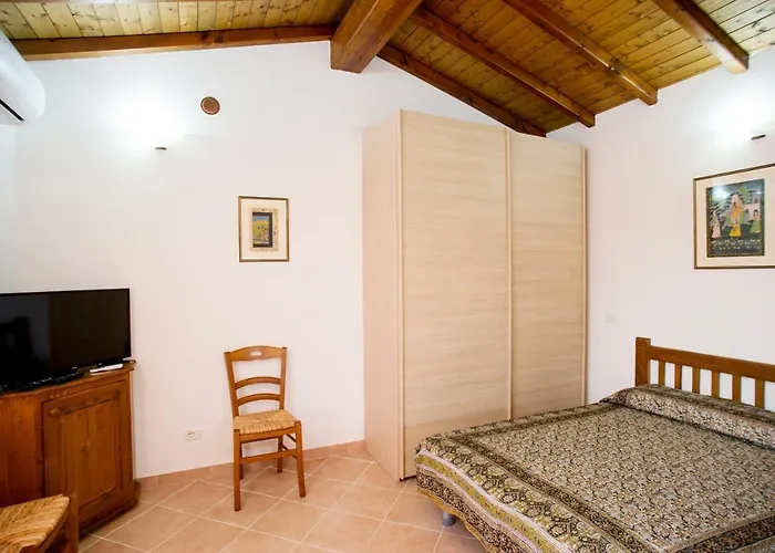 Residenza Le Tartarughe * 坎普码港