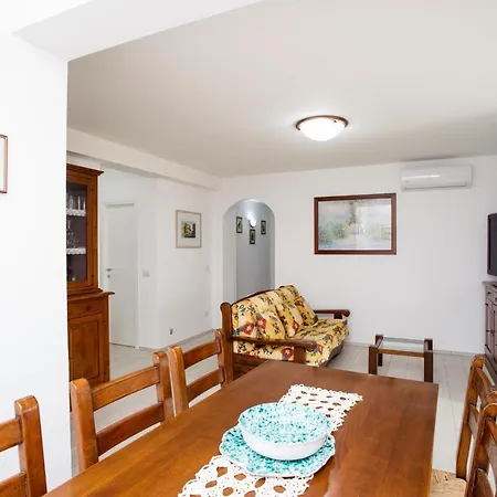 דירה Residenza Le Tartarughe מרינה די קמפו